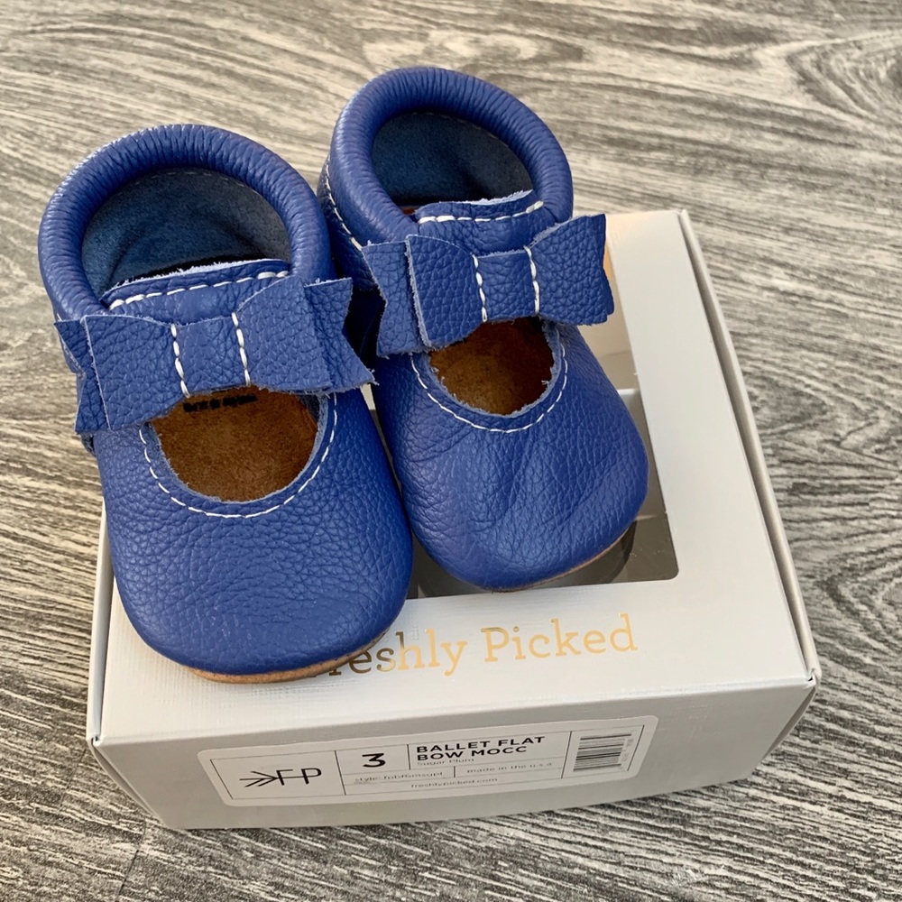 Freshly Picked Ballet Flat Bow Moccasins